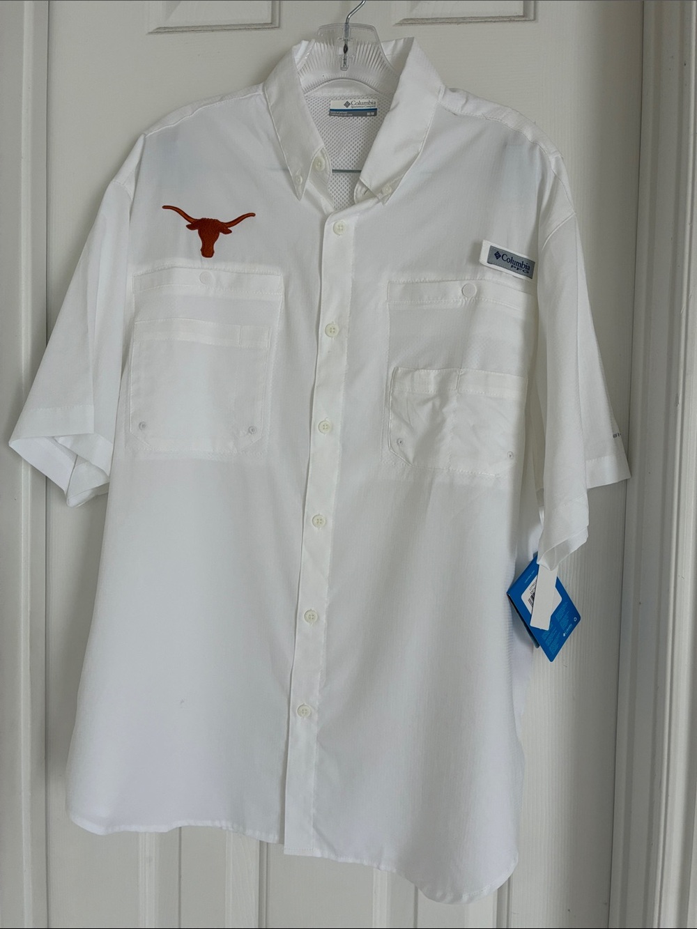Columbia Men’s White Short-Sleeve Button-Down Shirt with UT Longhorn Logo